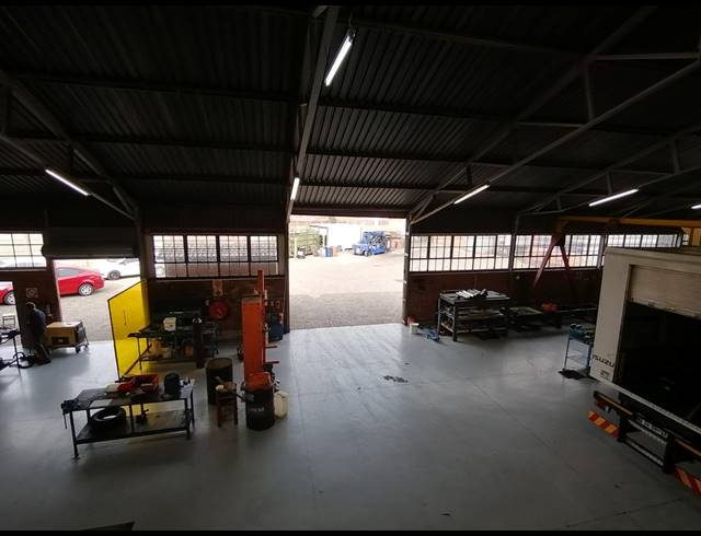 1,335M² WAREHOUSE FOR SALE IN ANDERBOLT